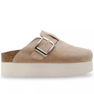 madden girl Cutiepie Women's Platform Slip-On Clogs